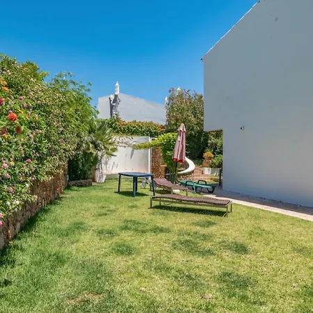 וילה Akivillas Vale אלבופיירה